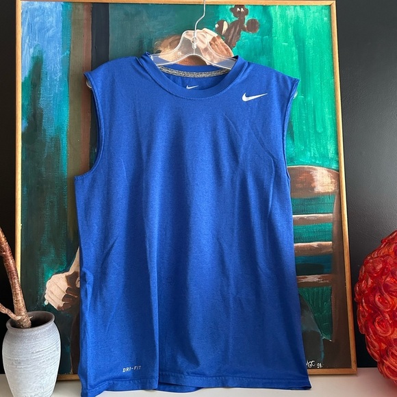 Nike Blue Sleeveless Dri-FIT Shirt s - Picture 7 of 8